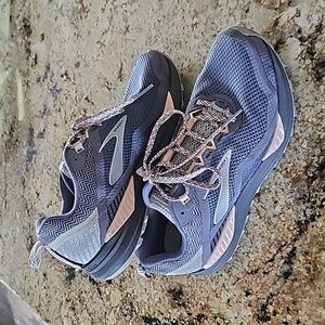 Brooks Cascadia 14 trail shoes